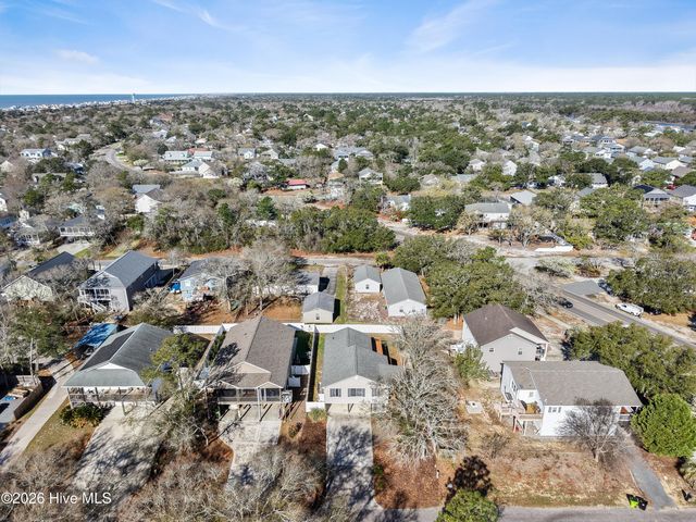 101 SE 24th Street, Oak Island, NC 28465
