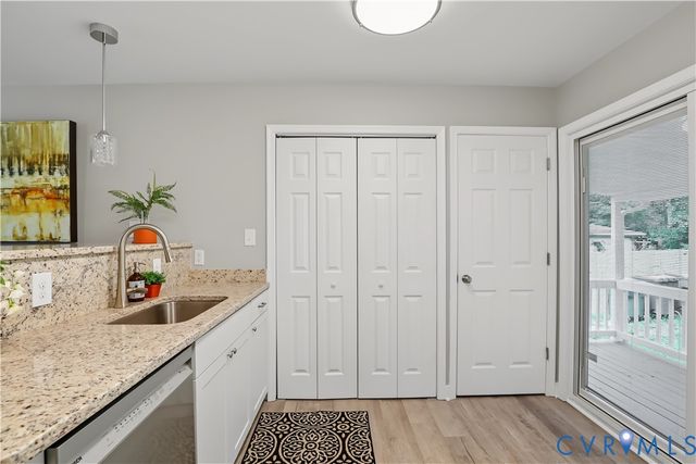 1908 Watts Ln, Henrico, VA 23223
