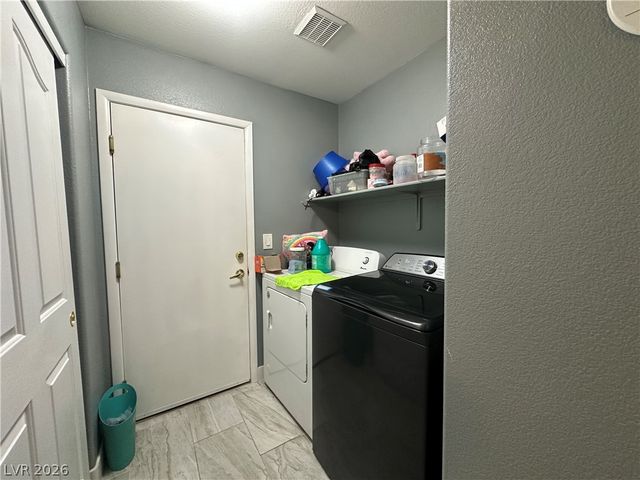 8846 Frasure Falls Avenue, Las Vegas, NV 89178