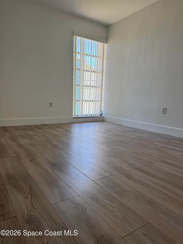 250 N Banana River Drive D15, Merritt Island, FL 32952