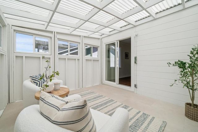 330 Paloma Avenue, Pacifica, CA 94044
