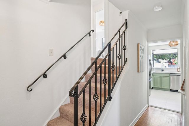330 Paloma Avenue, Pacifica, CA 94044