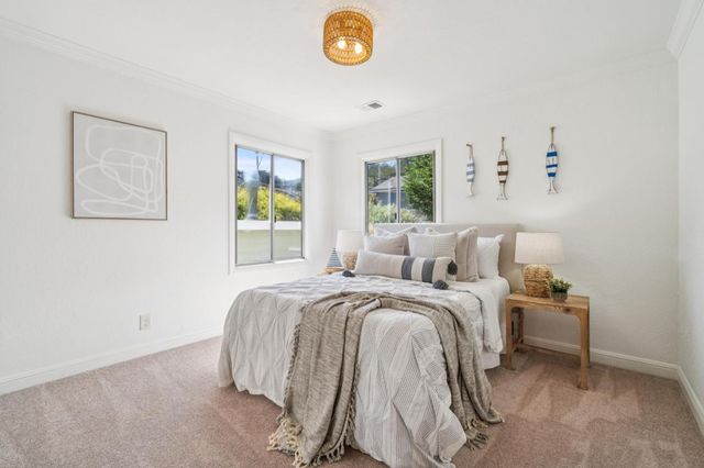 330 Paloma Avenue, Pacifica, CA 94044