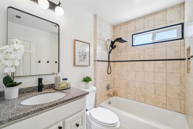 330 Paloma Avenue, Pacifica, CA 94044