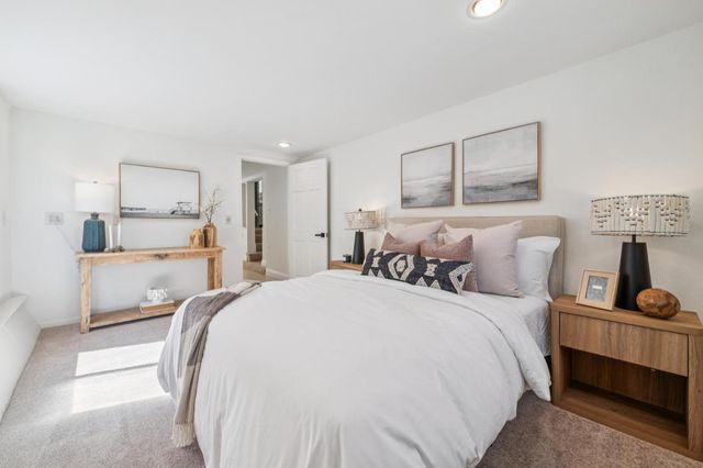 330 Paloma Avenue, Pacifica, CA 94044