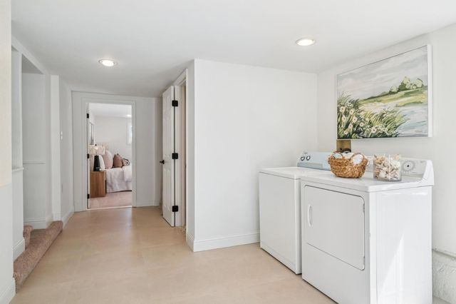 330 Paloma Avenue, Pacifica, CA 94044