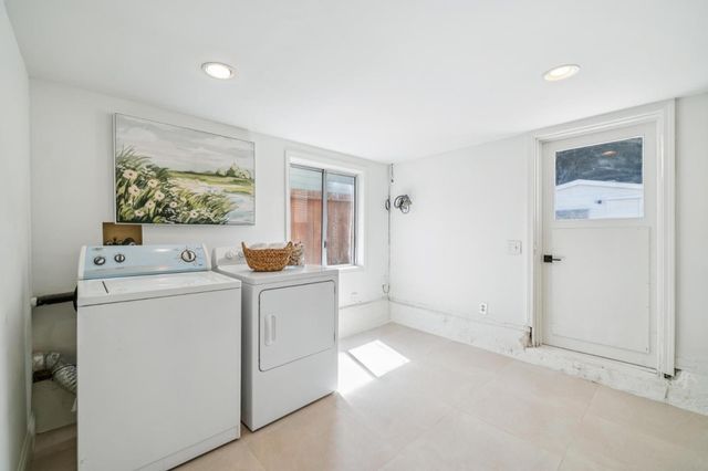 330 Paloma Avenue, Pacifica, CA 94044