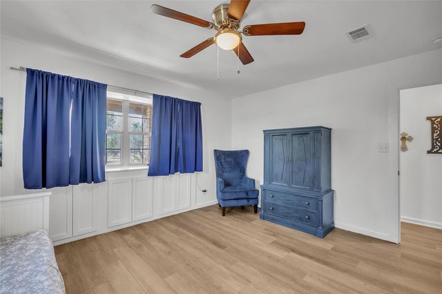 260 Flatrock TRL, Marble Falls, TX 78654