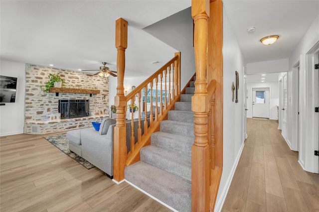 260 Flatrock TRL, Marble Falls, TX 78654