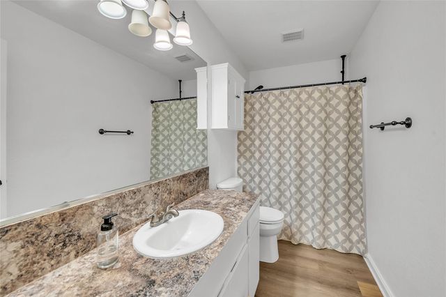 260 Flatrock TRL, Marble Falls, TX 78654