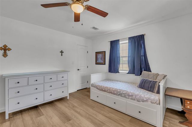260 Flatrock TRL, Marble Falls, TX 78654