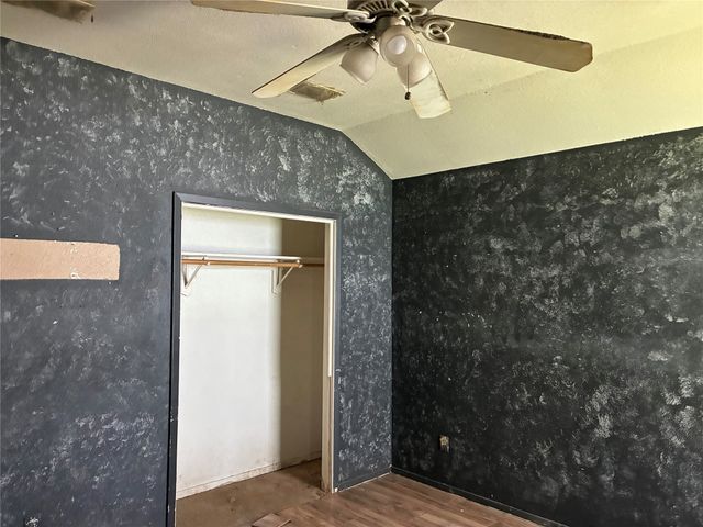 2716 18th Street, Fort Worth, TX 76106