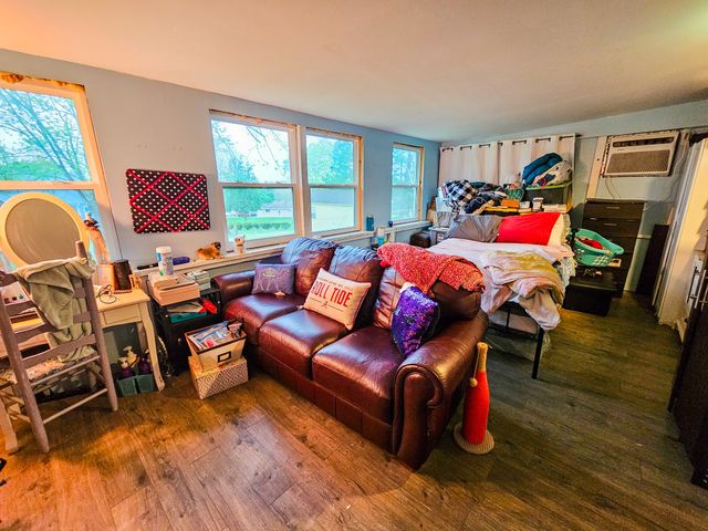 206 Hilltop Dr, Shelbyville, TN 37160
