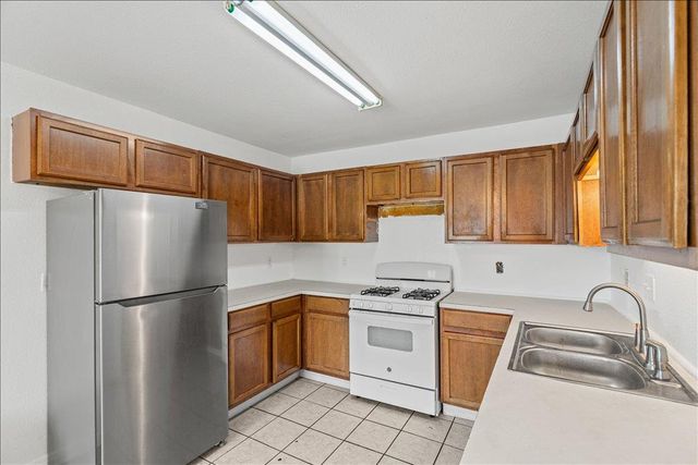 904 Montopolis DR, Austin, TX 78741