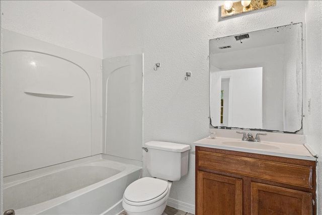 904 Montopolis DR, Austin, TX 78741