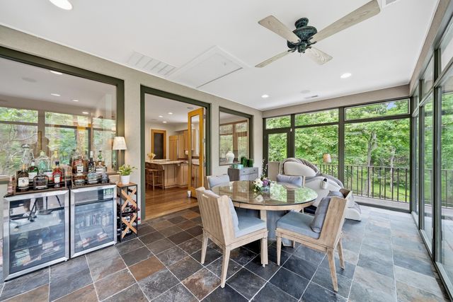 820 E HAPPY HOLLOW RD, Columbia, MO 65203