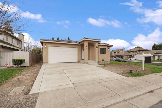 9879 Twin Creeks Ave, Stockton, CA 95219