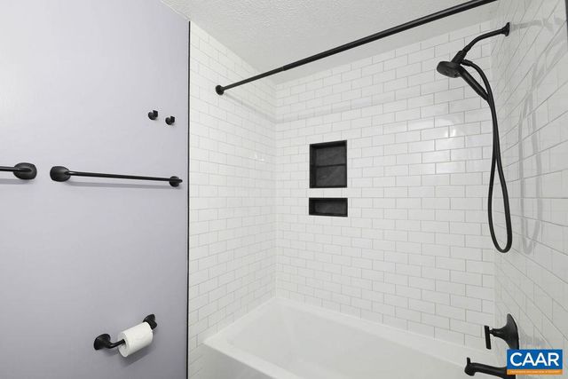 6115 ALBERTA DR, Crozet, VA 22932