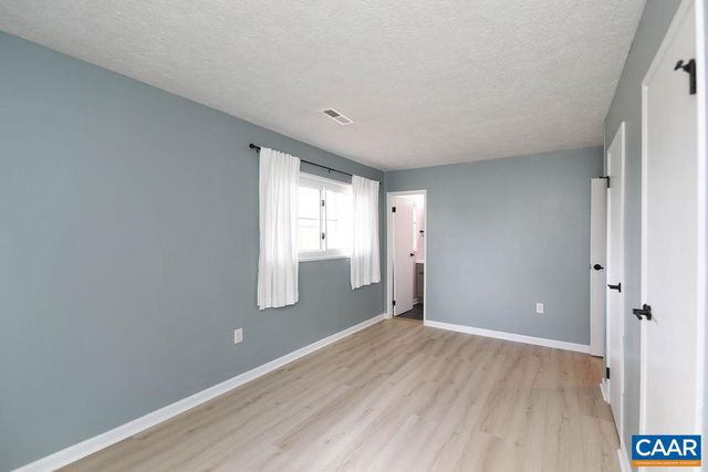 6115 ALBERTA DR, Crozet, VA 22932