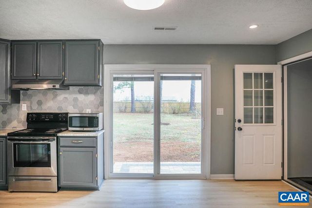 6115 ALBERTA DR, Crozet, VA 22932