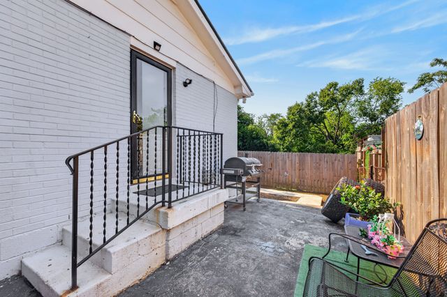 528 Singer Dr, Madison, TN 37115