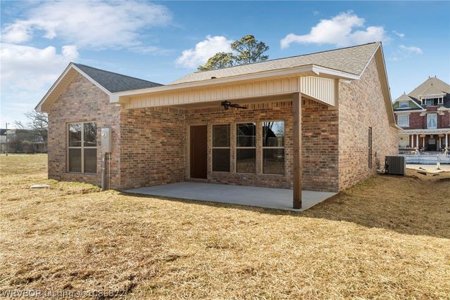 916 N 13th, Fort Smith, AR 72901