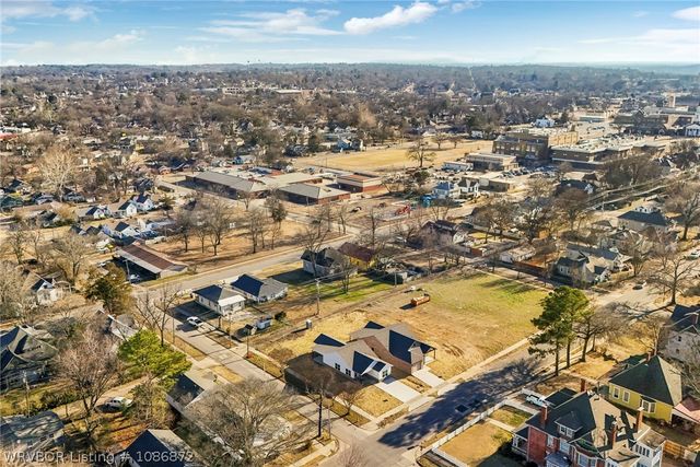 916 N 13th, Fort Smith, AR 72901