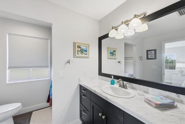 33 ANNAPOLIS LANE, Rotonda West, FL 33947