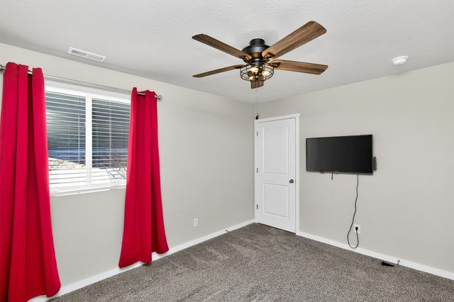 1731 Roebling Road, Adel, IA 50003