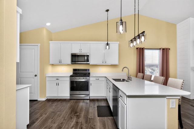 1731 Roebling Road, Adel, IA 50003