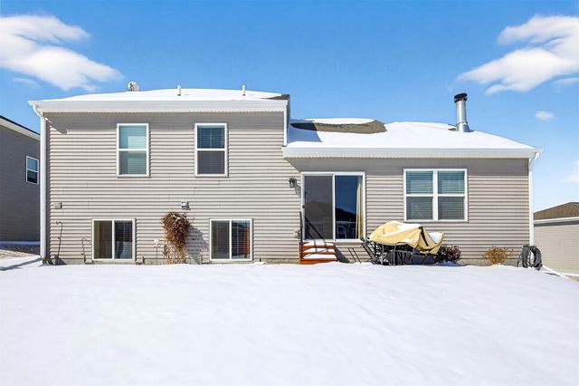 1731 Roebling Road, Adel, IA 50003