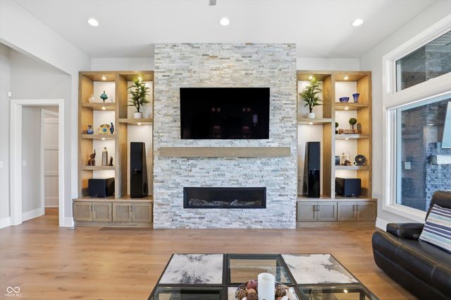 17112 Sanders Farm Circle, Westfield, IN 46074