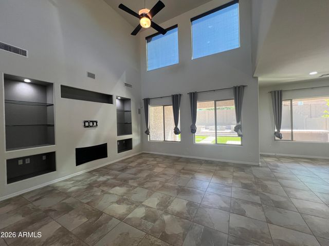 1630 W BLAYLOCK Drive, Phoenix, AZ 85085