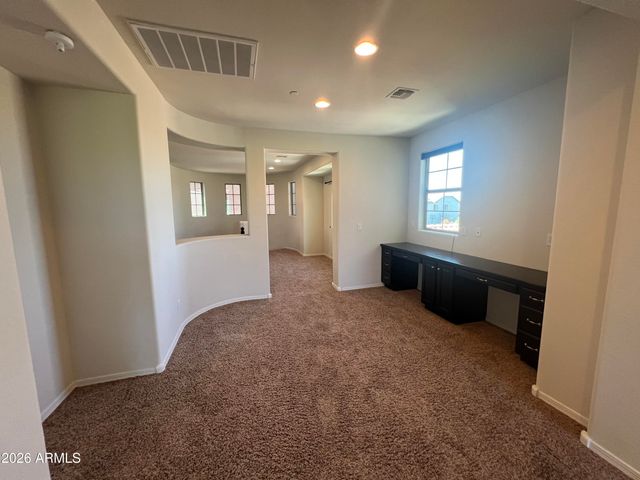 1630 W BLAYLOCK Drive, Phoenix, AZ 85085