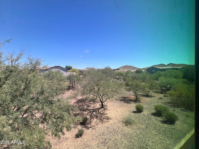 1630 W BLAYLOCK Drive, Phoenix, AZ 85085