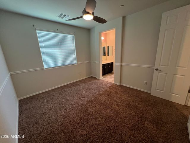 1630 W BLAYLOCK Drive, Phoenix, AZ 85085