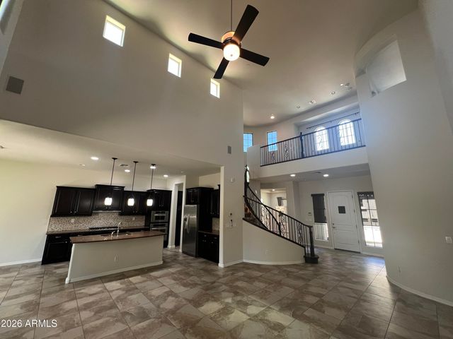 1630 W BLAYLOCK Drive, Phoenix, AZ 85085