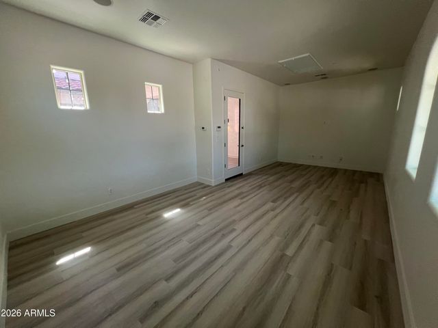 1630 W BLAYLOCK Drive, Phoenix, AZ 85085