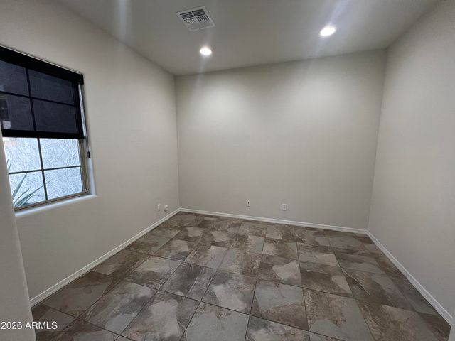 1630 W BLAYLOCK Drive, Phoenix, AZ 85085
