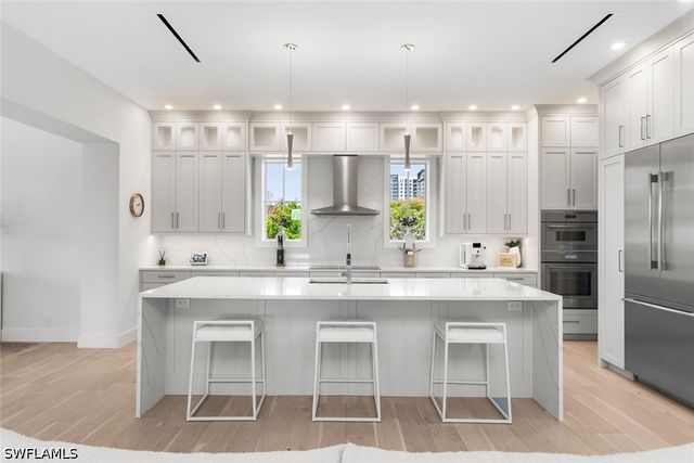 1984 Frederick ST, Naples, FL 34112