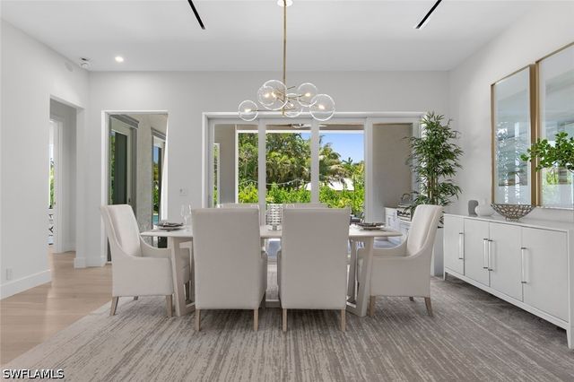 1984 Frederick ST, Naples, FL 34112