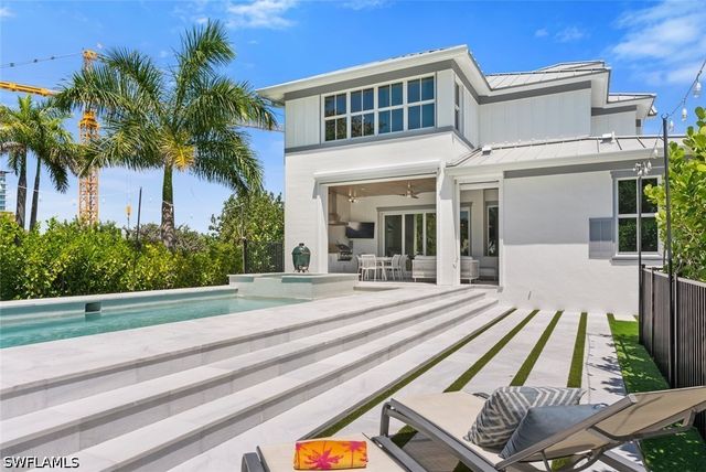 1984 Frederick ST, Naples, FL 34112