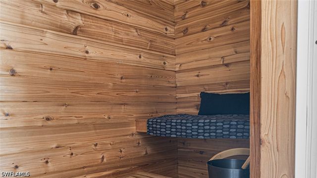 1984 Frederick ST, Naples, FL 34112