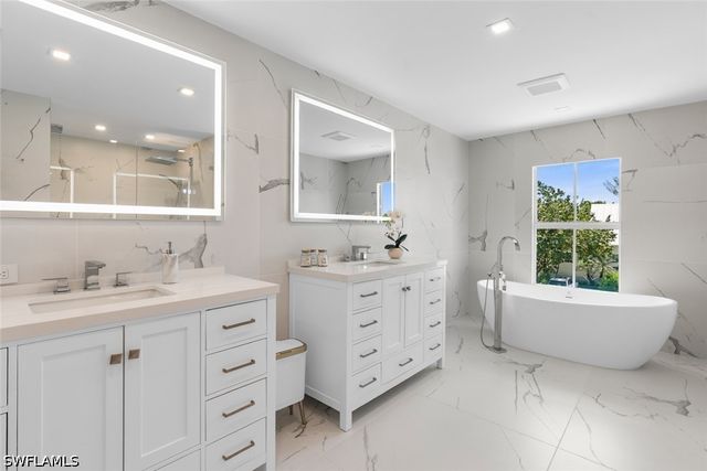 1984 Frederick ST, Naples, FL 34112