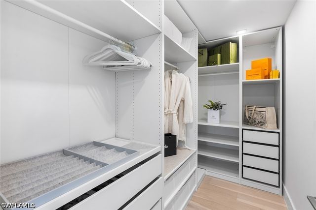 1984 Frederick ST, Naples, FL 34112