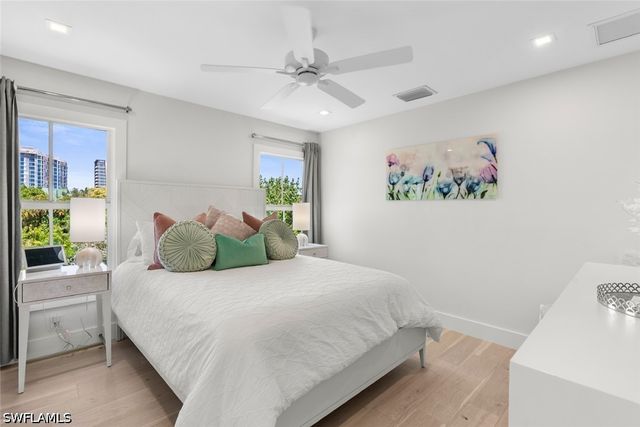 1984 Frederick ST, Naples, FL 34112