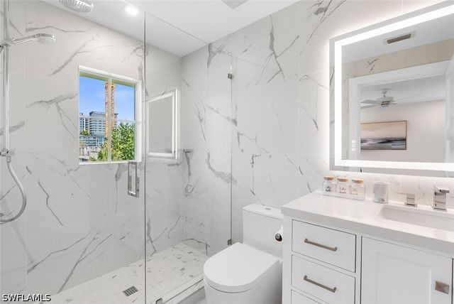 1984 Frederick ST, Naples, FL 34112