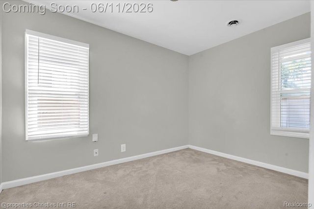1754 E Harry Avenue, Hazel Park, MI 48030