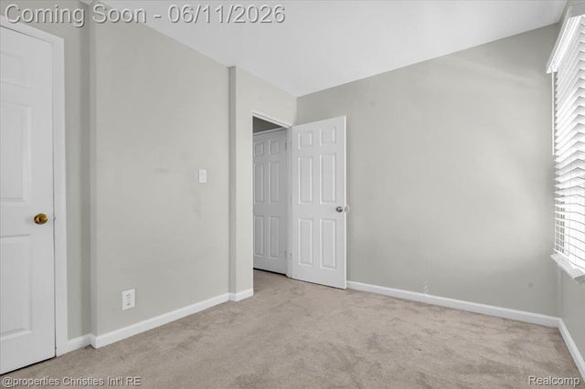 1754 E Harry Avenue, Hazel Park, MI 48030