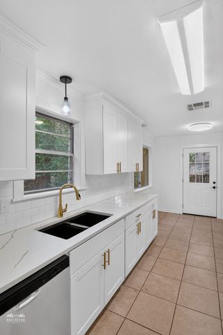 3409 Tara Lane, Shreveport, LA 71118